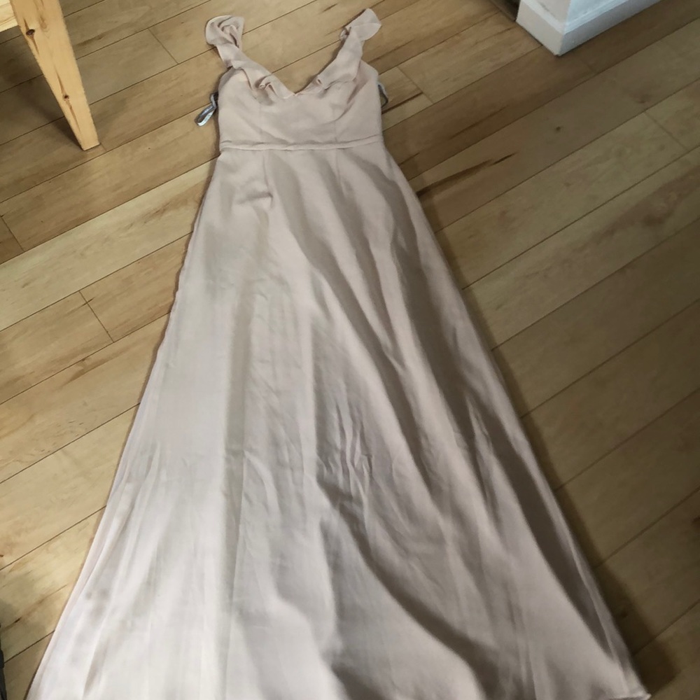 Monique Lhuillier blush dress